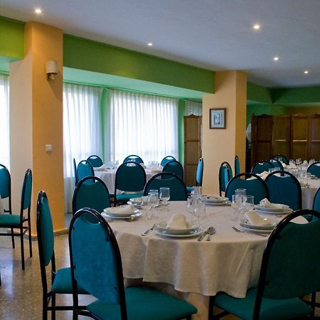 Hotel Perales تالافيرا دي لا رينا المظهر الخارجي الصورة