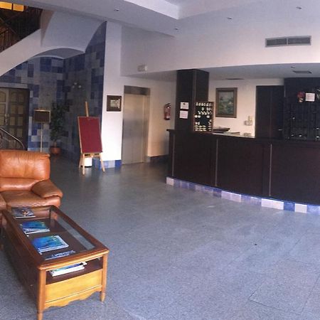 Hotel Perales تالافيرا دي لا رينا المظهر الخارجي الصورة