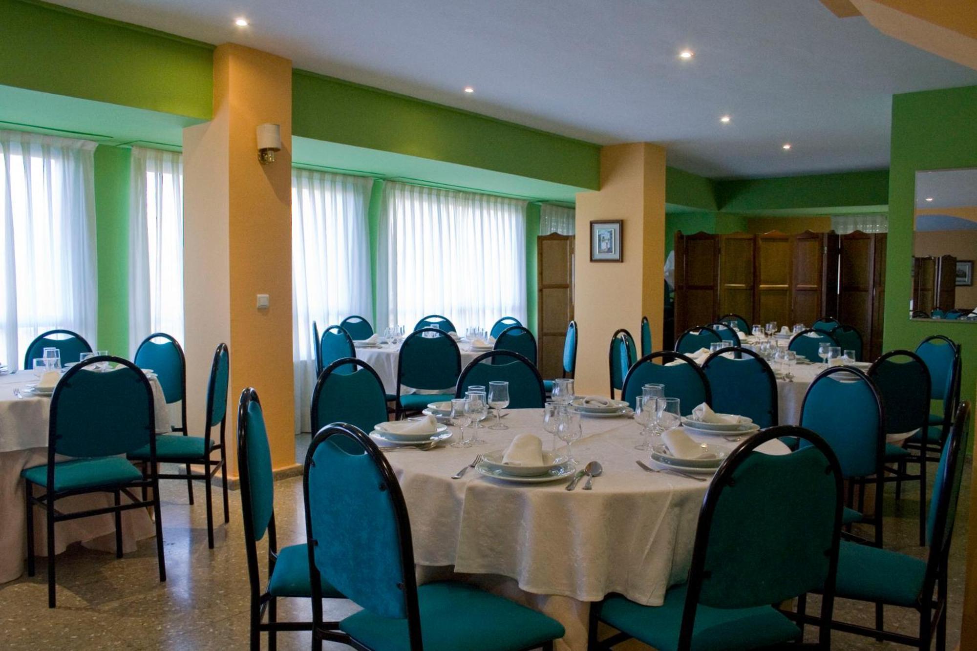 Hotel Perales تالافيرا دي لا رينا المظهر الخارجي الصورة