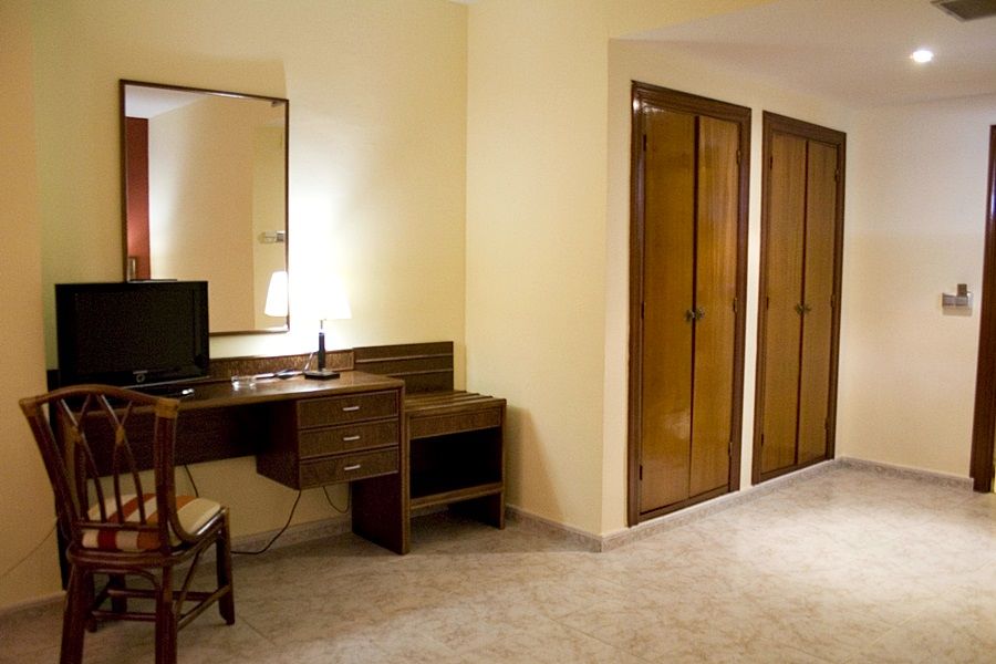 Hotel Perales تالافيرا دي لا رينا المظهر الخارجي الصورة